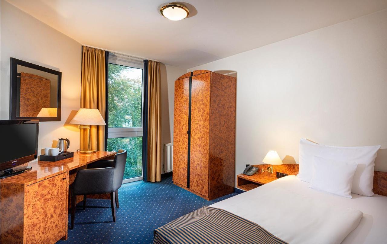 Essential By Dorint Essen Hotel Bagian luar foto